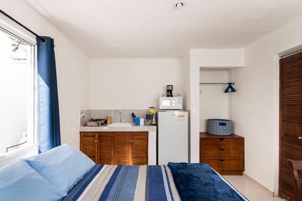 Micro Studio Perfect For Backpackers, Couples, 3 Min Drive To Playa El Nino Cancún Buitenkant foto